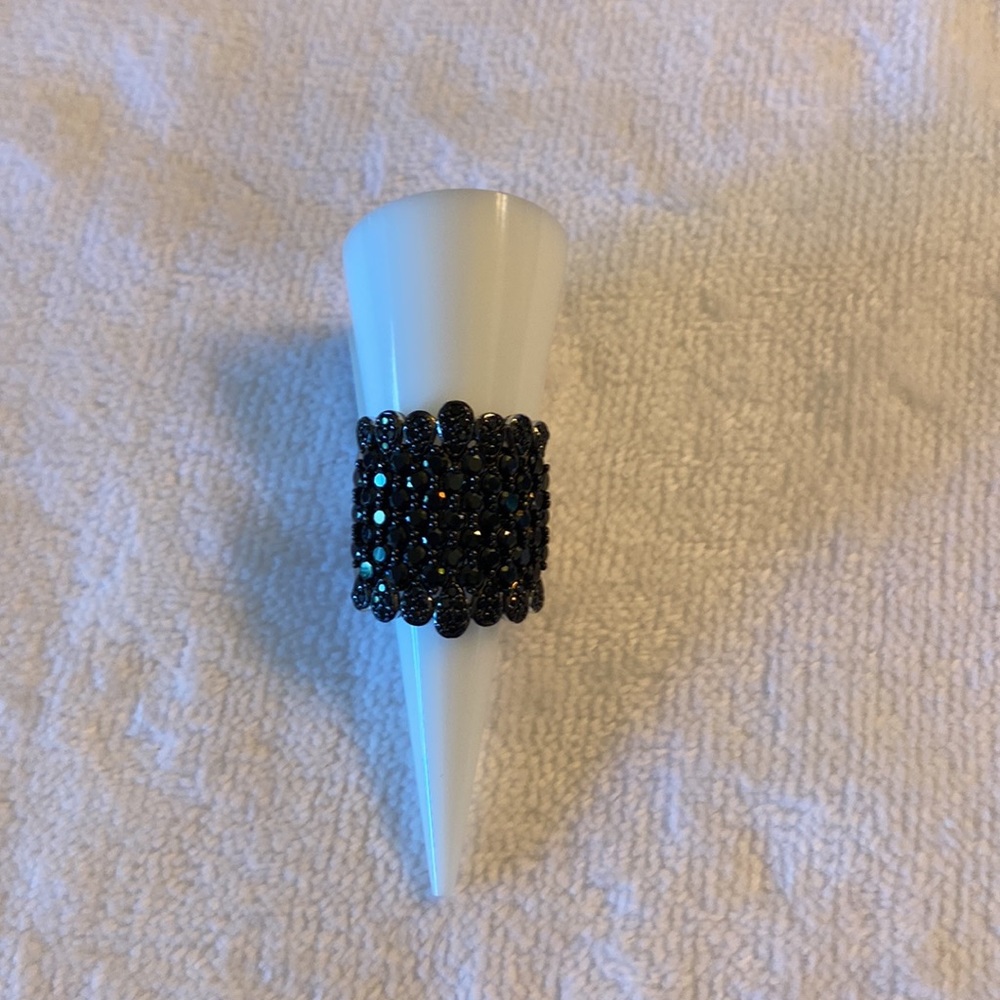 Black Spinel Ring - Picture 3 of 8